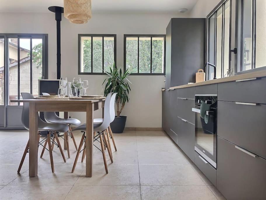 Charme Et Quietude Au Coeur Du Quartier Tiret Villa Ambérieu-en-Bugey Exteriör bild